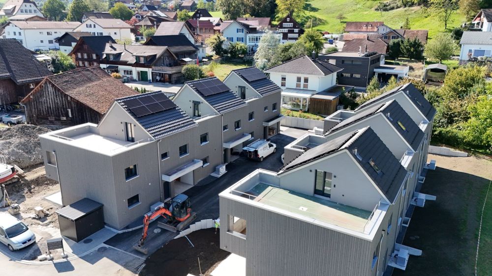 Modernes Reiheneinfamilienhaus in Sax zu kaufen - Rechts Vorne