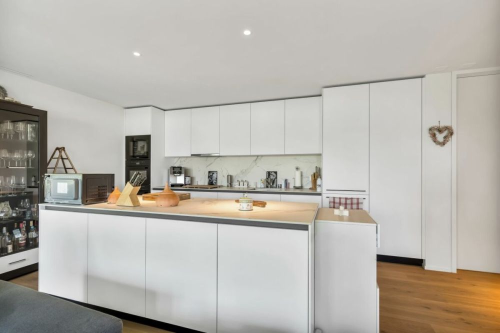 Wohnen am Zürichsee: Moderne Gartenwohnung mit viel Licht -  Bild 12