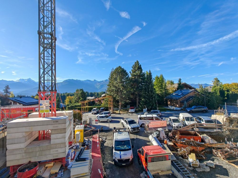 Crans-Montana, 4,5 Zimmer von hoher Qualität im Erdgeschoss mit Garten und Blick -  Bild 8