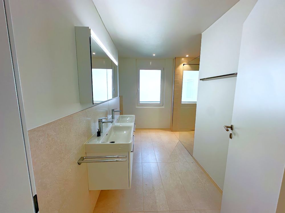 Moderne 3.5-Zimmer-Erdgeschosswohnung in Niederurnen -  Bild 4
