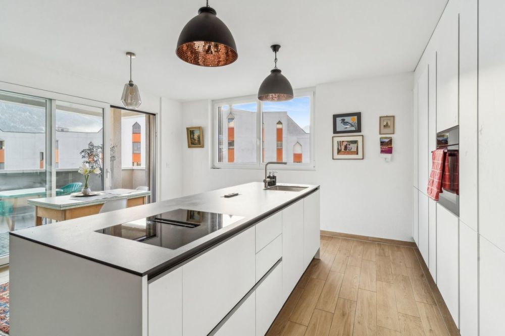 Confort et design au coeur de Conthey : appartement 3,5 pièces - place intérieur comprise - électrique ok. - Bild 3