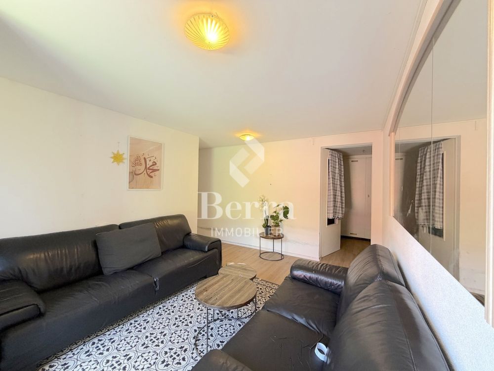 Immeuble rénové de 3 appartements - potentiel de développement -  Bild 11