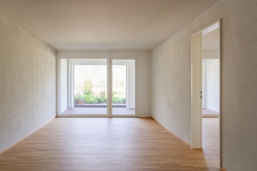 Moderne 2.5 Zimmerwohnung mit durchdachtem Grundriss - Wohn- und Essbereich