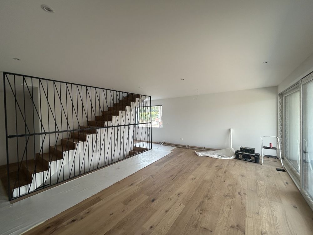 CORCELLES A VENDRE VILLA CONTIGÜE DE 5,5 PCES DISPONIBLE DE SUITE -  Bild 5