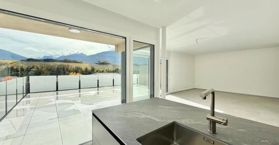 Villa jumelée avec vue panoramique - Maison 4.5 pièces - image - 1