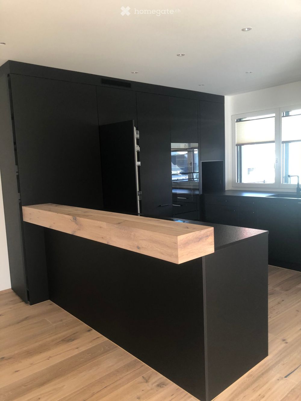 Luxuriöse 3.5 - Zimmerwohnung in Unterägeri -  Bild 2