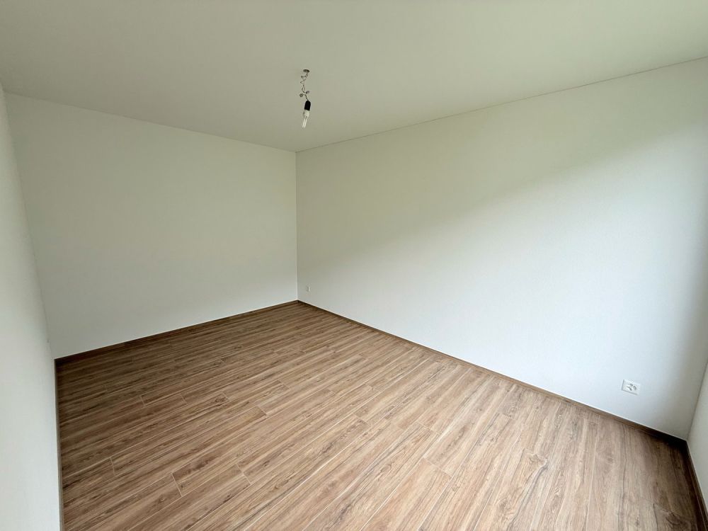 Moderne 4.5-Zimmer-Neubauwohnung im Erdgeschoss in Frutigen -  Bild 5