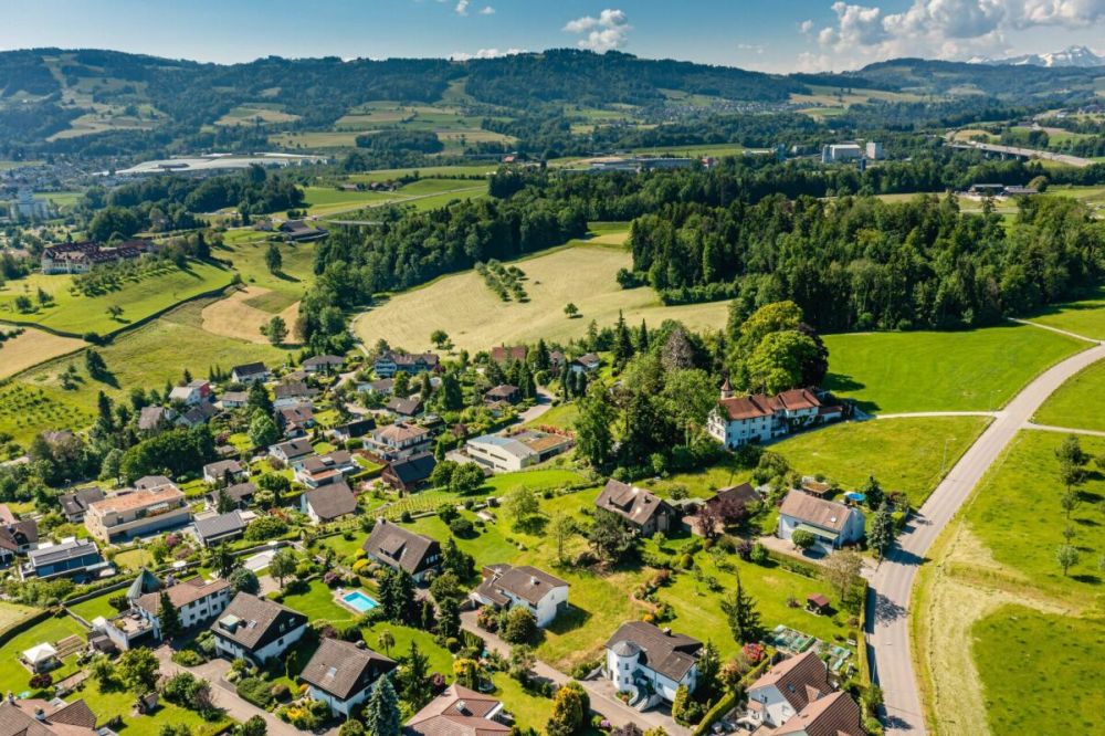 Einmaliges Grundstück für die Bebauung einer exklusiven Villa - Bild 10