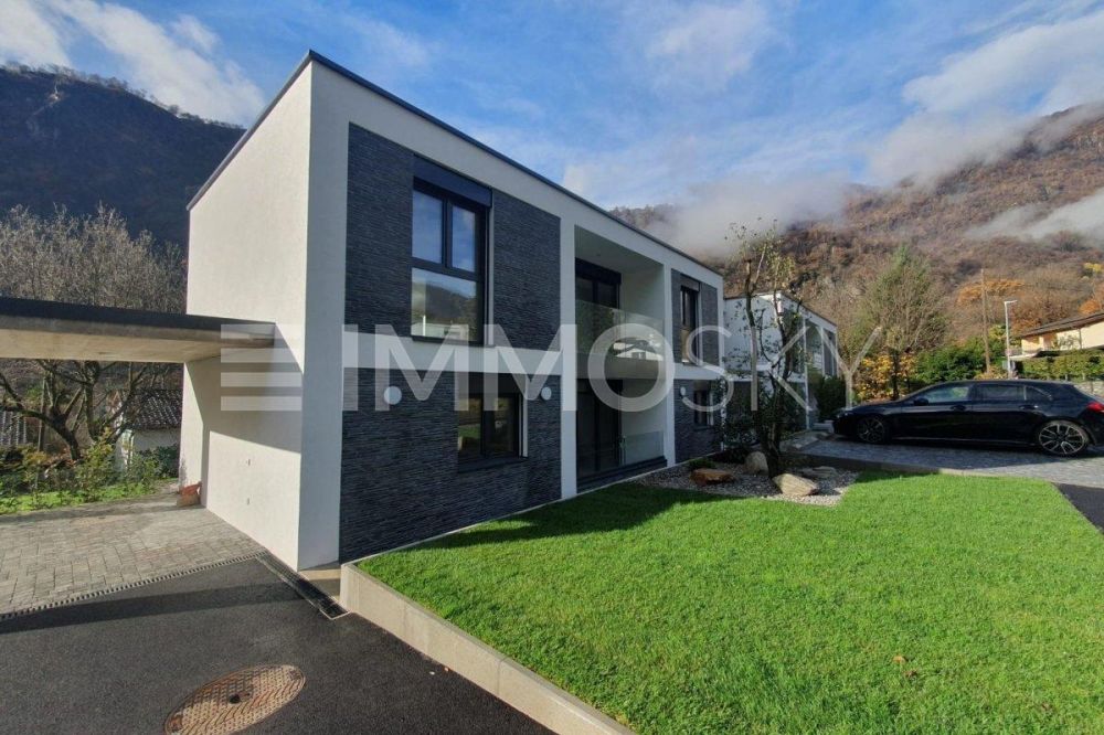 NUOVA  - RESIDENZA STELLA - Design contemporaneo: angolo della residenza con giochi di luci e materiali