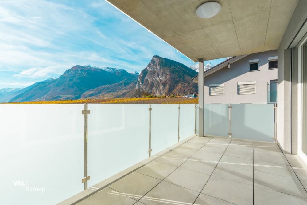 2.5 pièces moderne et lumineux avec balcon, idéal pour un premier achat - Bild 2