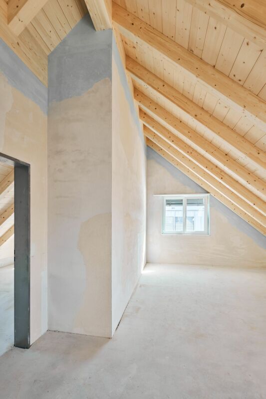 6 1/2-Zimmer-Doppeleinfamilienhaus mit nutzbarer Landfläche -  Bild 5