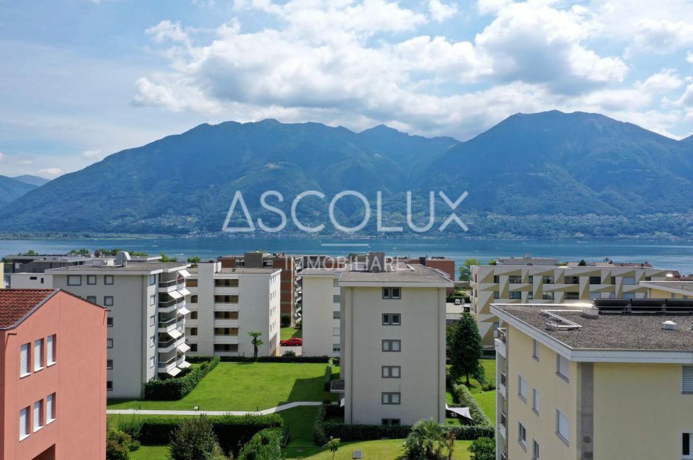 Eleganza e Tranquillità - Nuovo 2.5 Locali in Residenza Esclusiva  | Eleganz und Ruhe - Neue 2.5-Zimmerwohnung in exklusiver Residenz - Vista piano attico sud.jpg