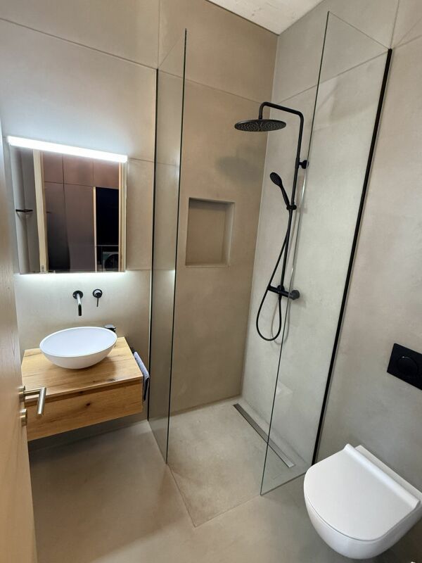 moderne und Grosszügige 3.5-Zimmer-Attikawohnung an zentraler Wohnlage - Bild 4