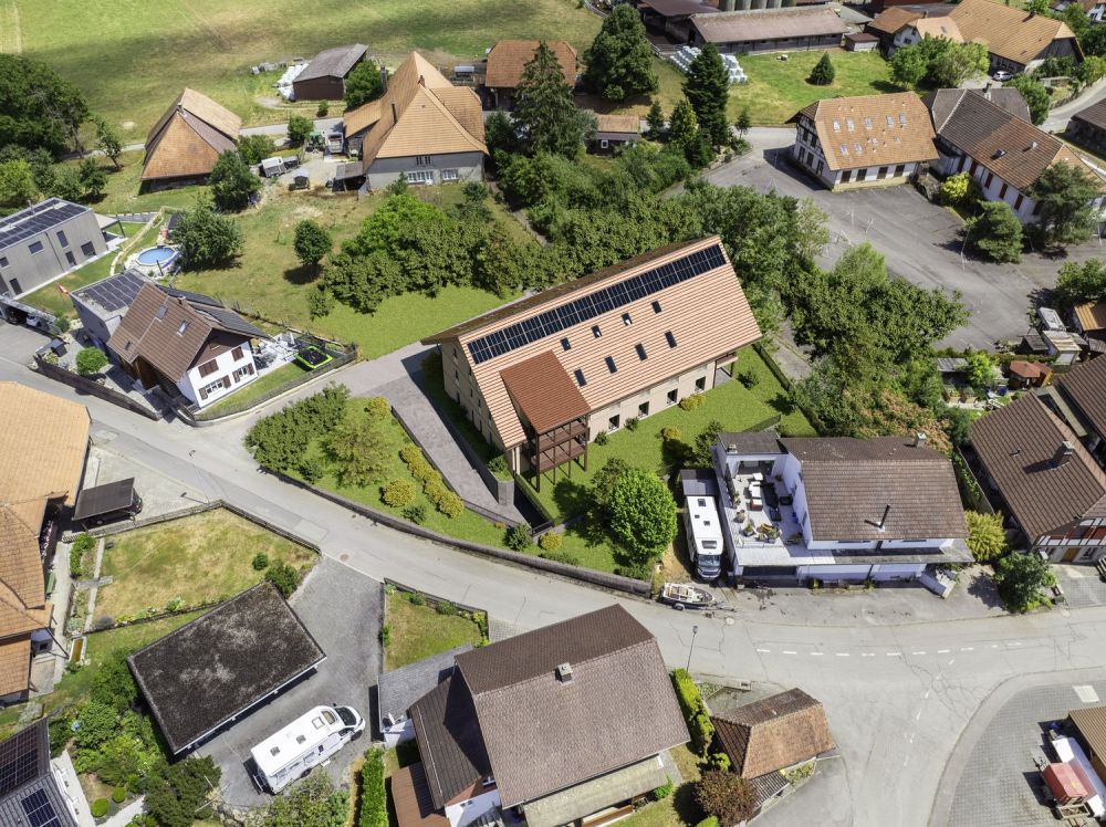 4.5 Zimmer mit grossem Wohnbereich und Gartensitzplatz im Neubau -  Bild 1