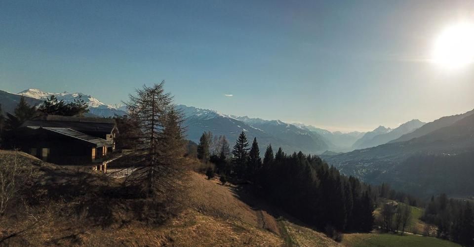 Crans-Montana. Maison individuelle neuve de 5.5 pièces au style résolument contemporain - Chalet 5.5 pièces - image - 1