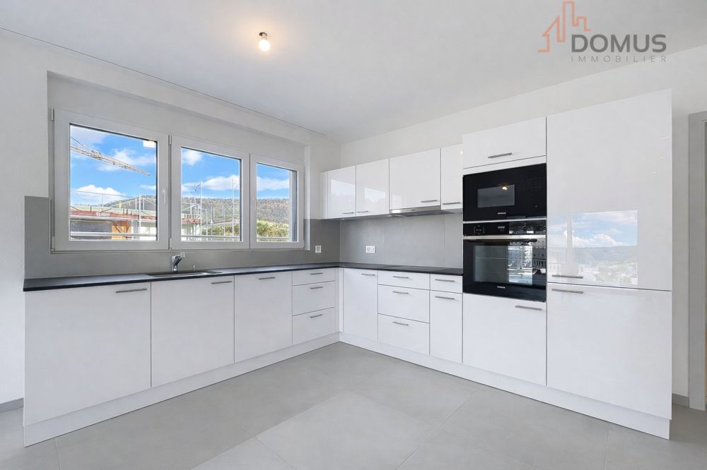 Magnifique attique 2,5 pièces avec superbe terrasse - Bild 6