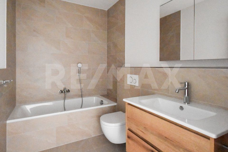 Innenausbau: Zeitlos/schlicht oder extravagant/farbig? Beides ist noch möglich. - Bild 3