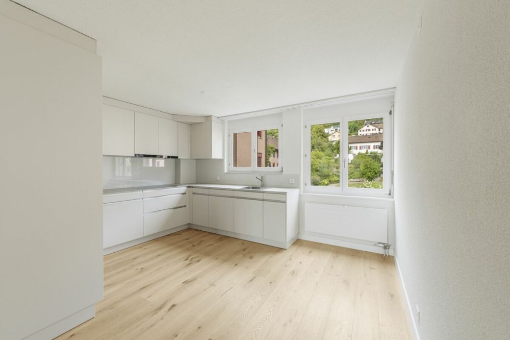 EINMALIGE CHANCE - NEUWERTIGE TRAUMWOHNUNG AN PERFEKTER WOHNLAGE MIT BESTER INFRASTRUKTUR -  Bild 4