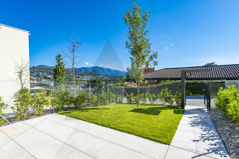 CINQUE NUOVE VILLE A SCHIERA CON STILE E COMFORT A MANNO -  Bild 13