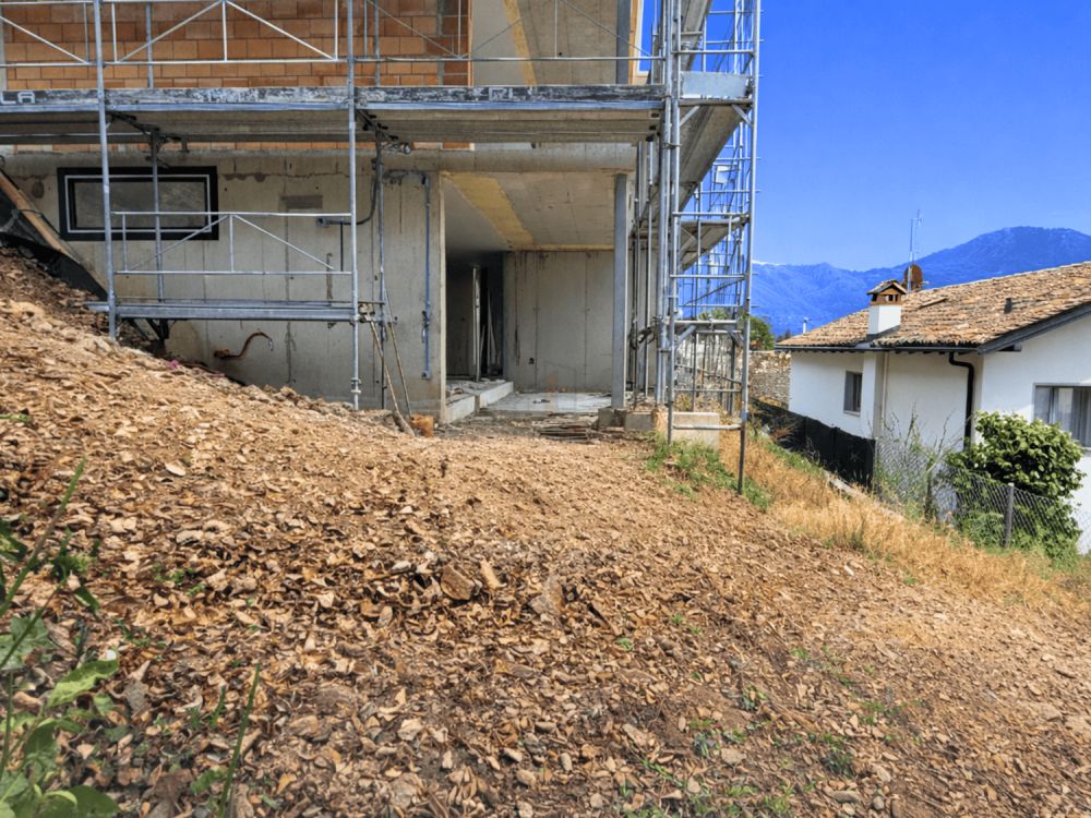 OCCASIONE: NUOVO, NEL VERDE, CON VISTA PANORAMICA - Bild 9