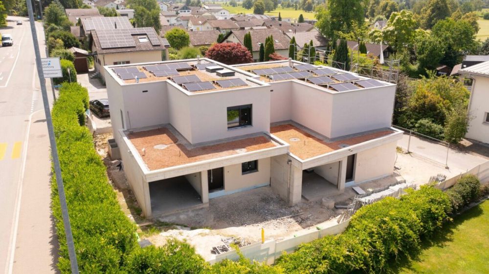 Exklusives Neubau-Doppeleinfamilienhaus in Uznach -  Bild 2