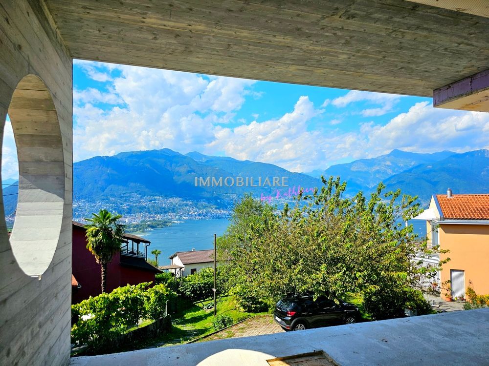 Villetta mit Pool nach eigenen Wünschen mit Seeblick -  Bild 1