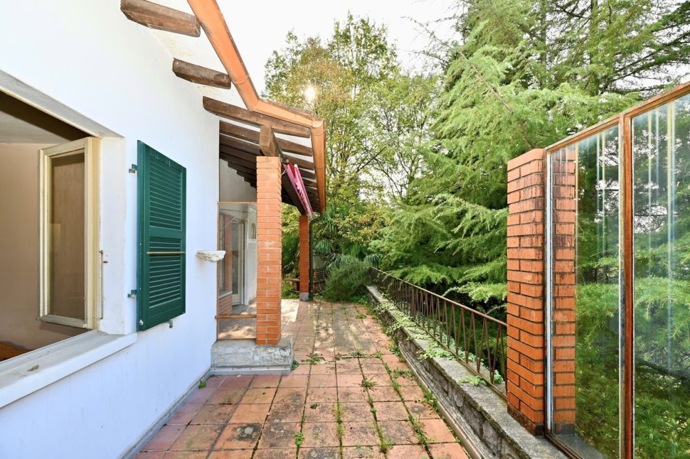 Proprietà con Terreno Edificabile e Casetta da Ristrutturare - Bild 8