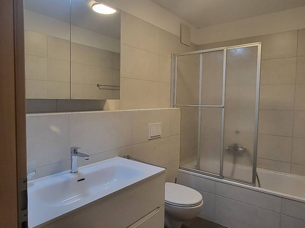 TENERO 4,5 ZIMMER MIT PRIVATGARTEN UND WINTERGARTEN -  Bild 4
