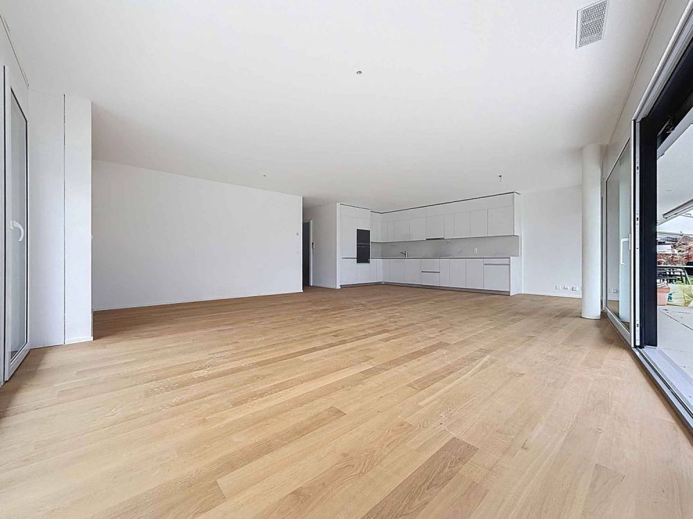 Neue 5.5-Zimmer-Wohnung mit überdachter Terrasse und Garten -  Bild 4