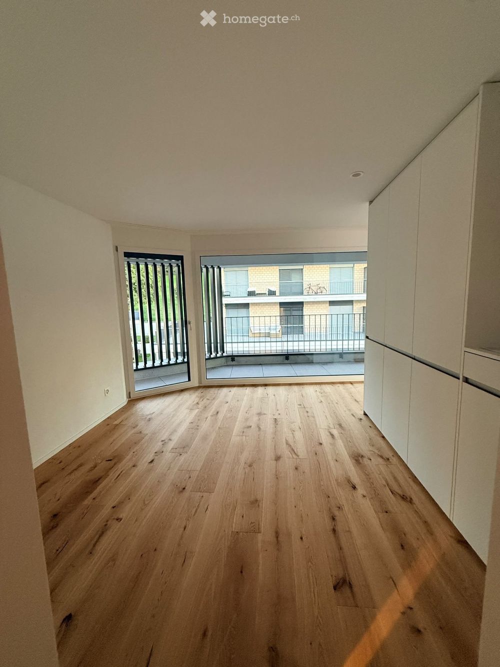 Erstbezug hochwertige 2.5-Zimmer-Attikawohnung mit grosser Terrasse & viel Privatsphäre -  Bild 3