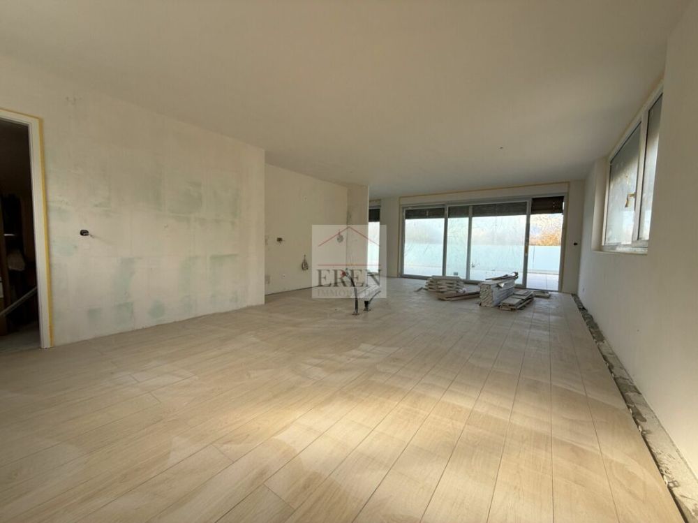 Spacieux attique 4,5 pièces neuf avec terrasse panoramique de 68 m2 - Livraison juin 2026 - Résidences Alegria à Uvrier (Sion) - Attique 4,5 pièces à vendre