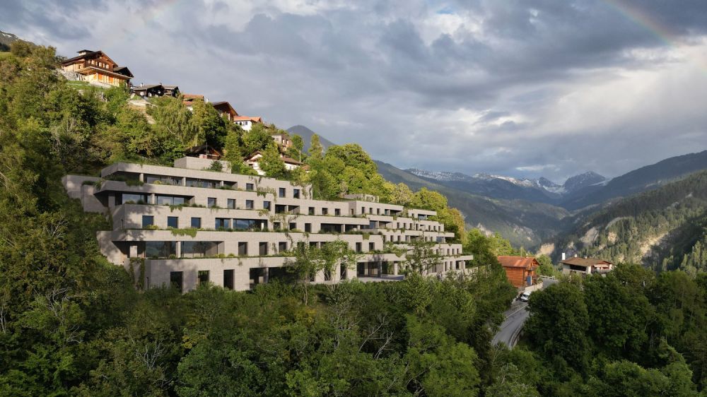 «Hinder Selias»: Stilvolles Wohnen im Herzen Graubündens - Bild 3