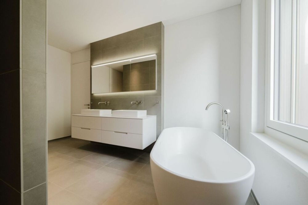 Bezugsbereite Neubau Attikawohnung mit See- und Bergsicht -  Bild 3