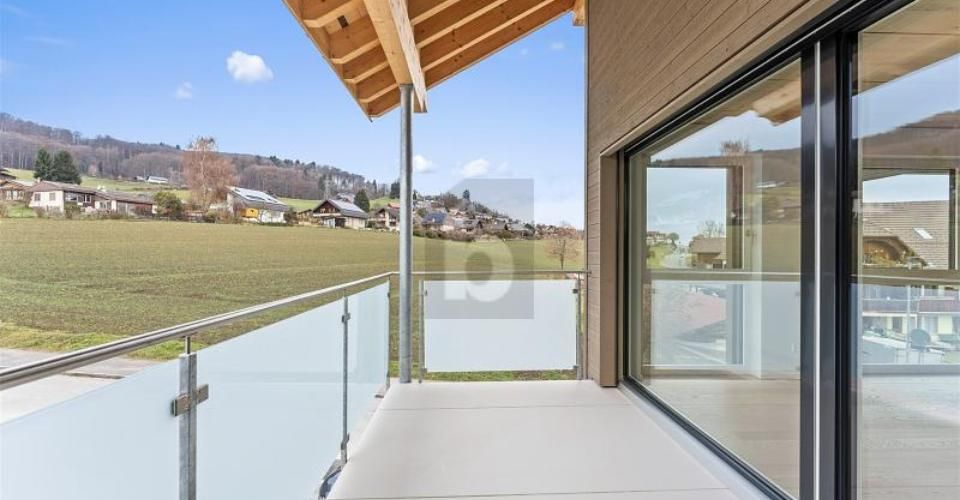 MODERN, GROSSZÜGIG UND STILVOLL - Appartement 4.5 pièces - image - 1