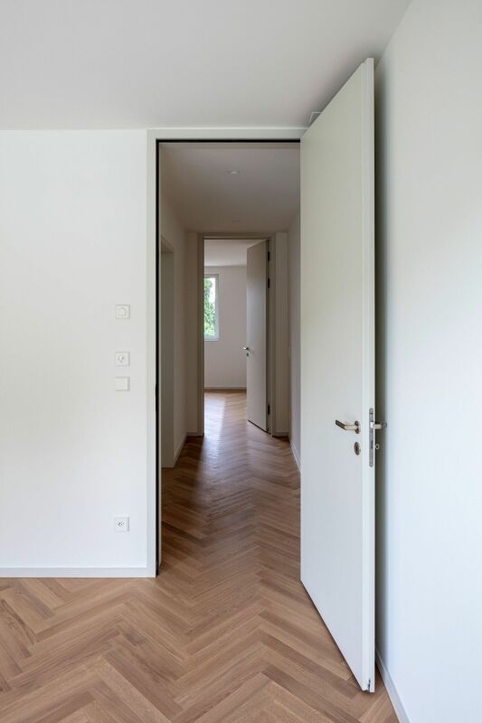 Maisonette-Gartenwohnung mit Pool in Riehen --- Duplex garden flat with a pool in Riehen -  Bild 13