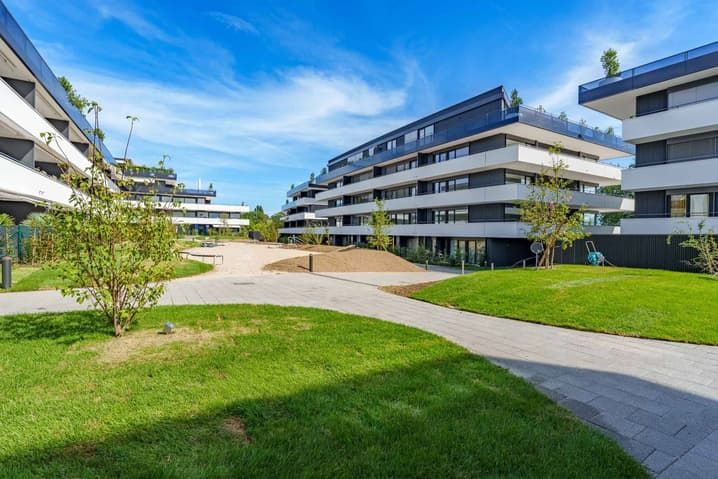 Magnifique appartement neuf de 4,5 pièces avec spacieux balcon couvert de 76 m2! -  Bild 9