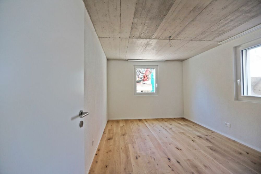 Moderne 3.5-Zimmer-Neubauwohnung mit Sitzplatz! -  Bild 4