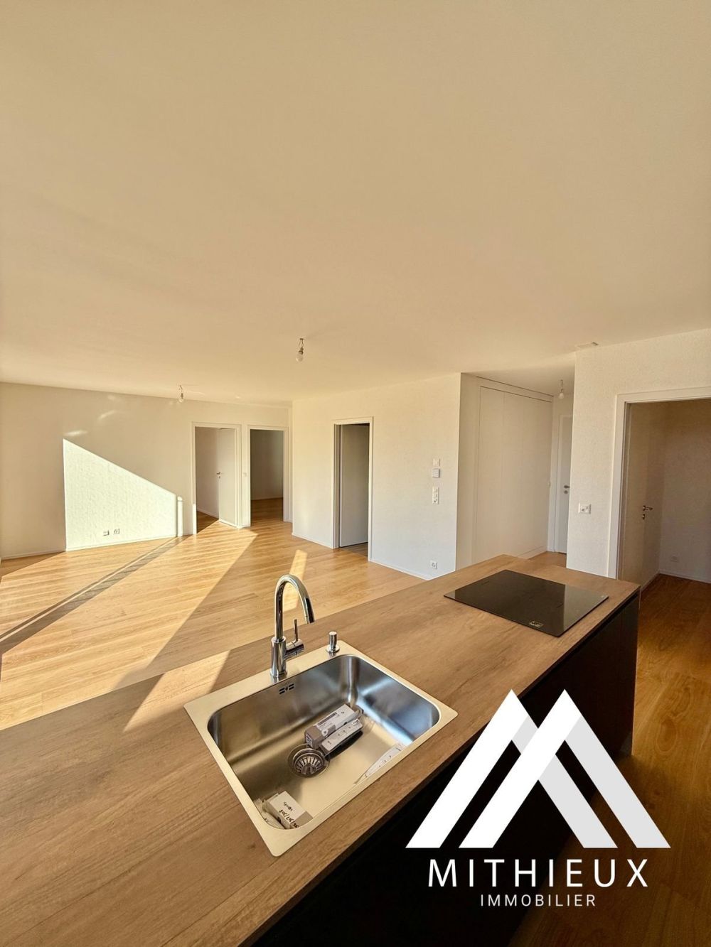 ATTIQUE NEUF DE 3.5 PCES, 112 M2 + TERRASSE PRIVÉE - SION - Bild 3