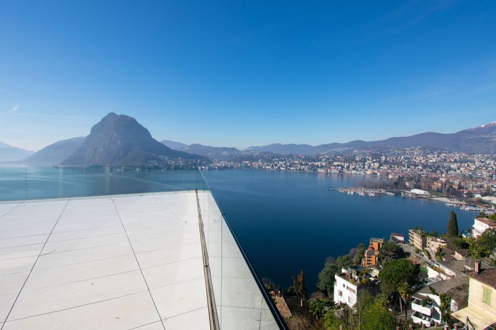 LUXURY PENTHOUSE WITH AMAZING LAKE VIEW -  Bild 9