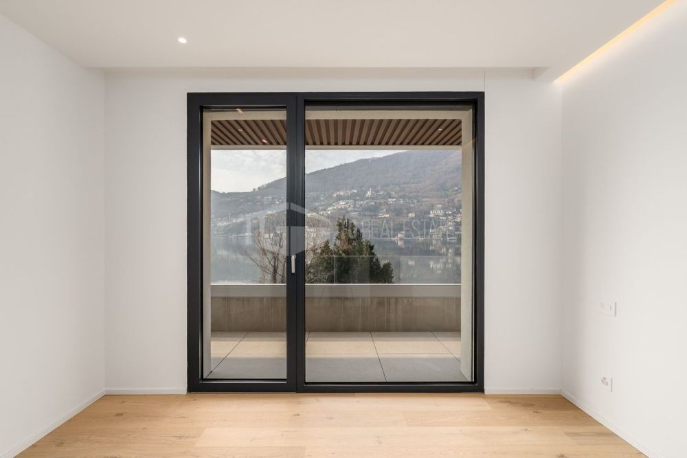 MODERNE VILLA MIT SEEBLICK -  Bild 5
