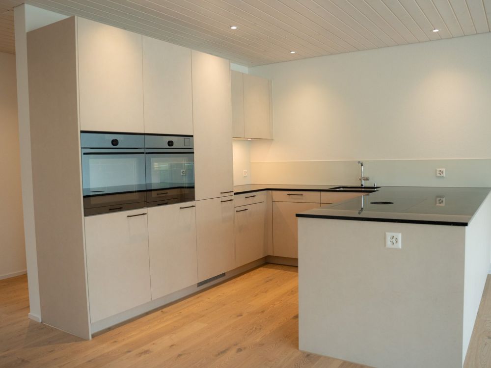 NEUBAU -  helle 3½-Zimmer-Dachwohnung -  Bild 2