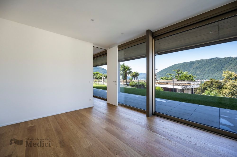 MODERNO ED ELEGANTE APPARTAMENTO VISTA LAGO -  Bild 5