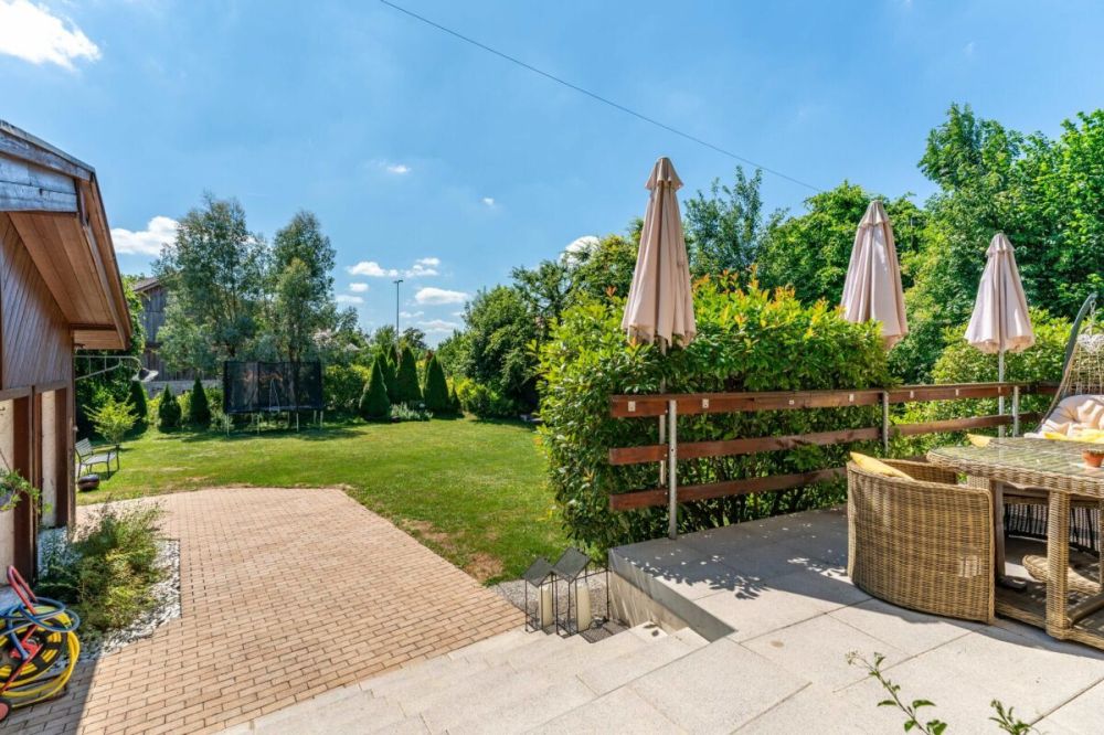 Es stattlechs Eifamiliehuus i ländlecher Omgäbig - Bild 4