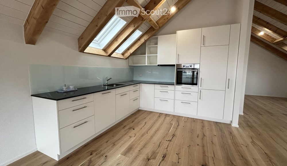 KERNSANIENIERTE UND HOCHWERTIGE 3½-ZI.-WOHNUNG -  Bild 3