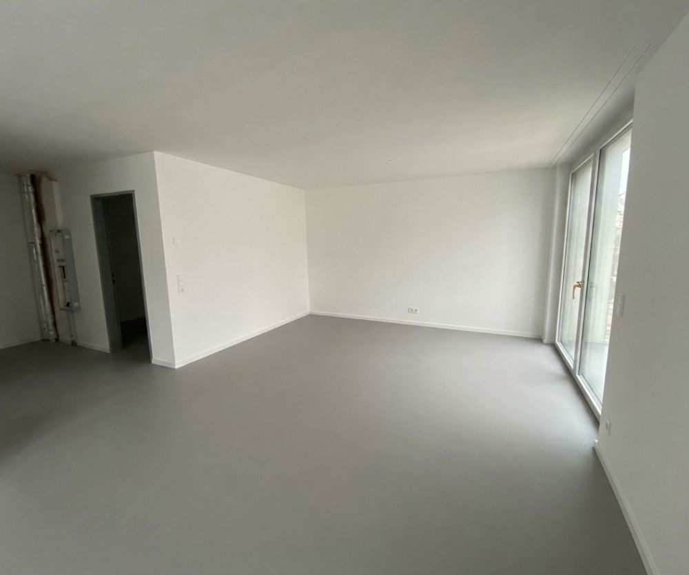 helle Wohnung in gehobenem Ausbaustandard mit 2 Sitzplätzen -  Bild 1