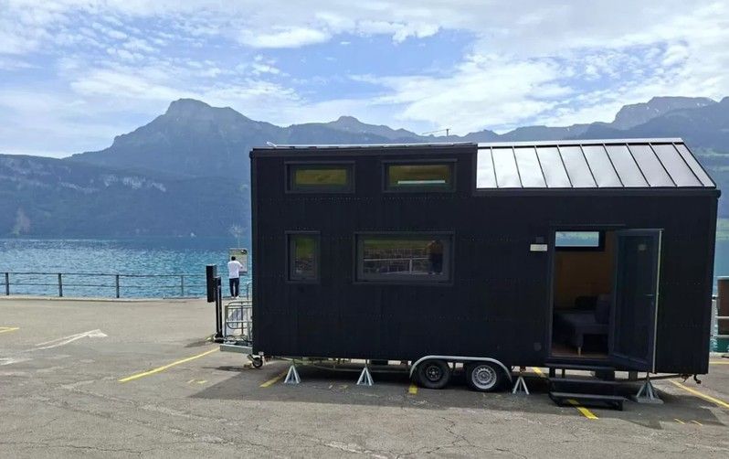 Charmantes Tiny House am Vierwaldstättersee in Gersau -  Bild 1