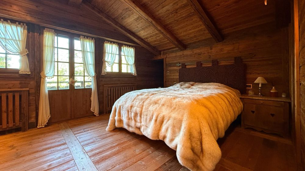 Chalet de luxe 6.5 pces + Mazot indépendant - Crans-Montana - Chambre 2 - 1er étage / Bedroom 2 - 1st floor / Camera da letto 2 - 1° piano