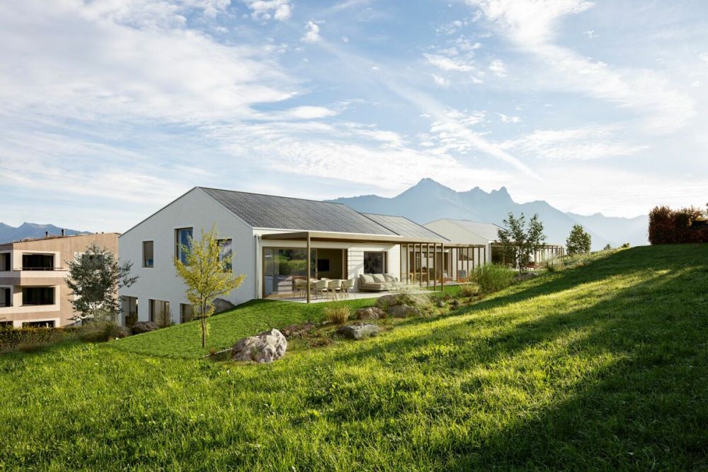 ERSTBEZUG - unser Traum vom Glück -  Bild 1