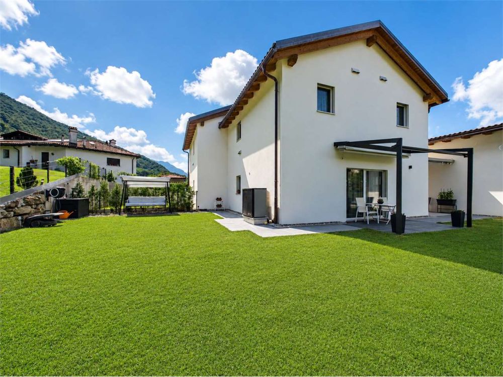 Moderne Villa mit großem Garten in Sant'Antonino -  Bild 7