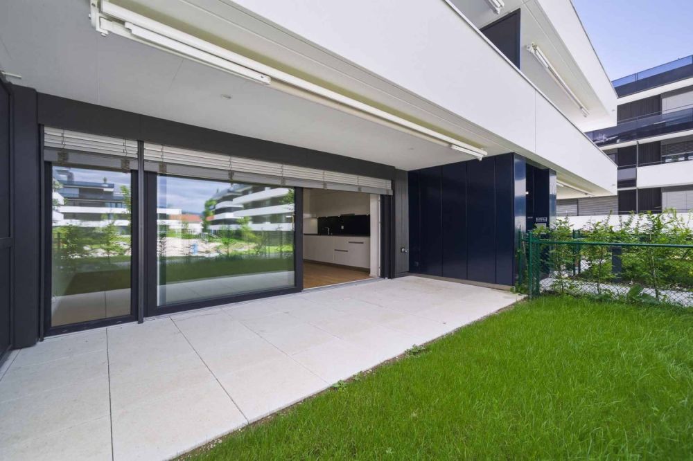 Neue 3.5-Zimmer-Wohnung mit doppelten Außenbereichen -  Bild 4